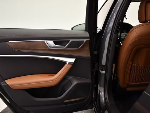 Used 2025 Audi A6 Premium Plus image 41