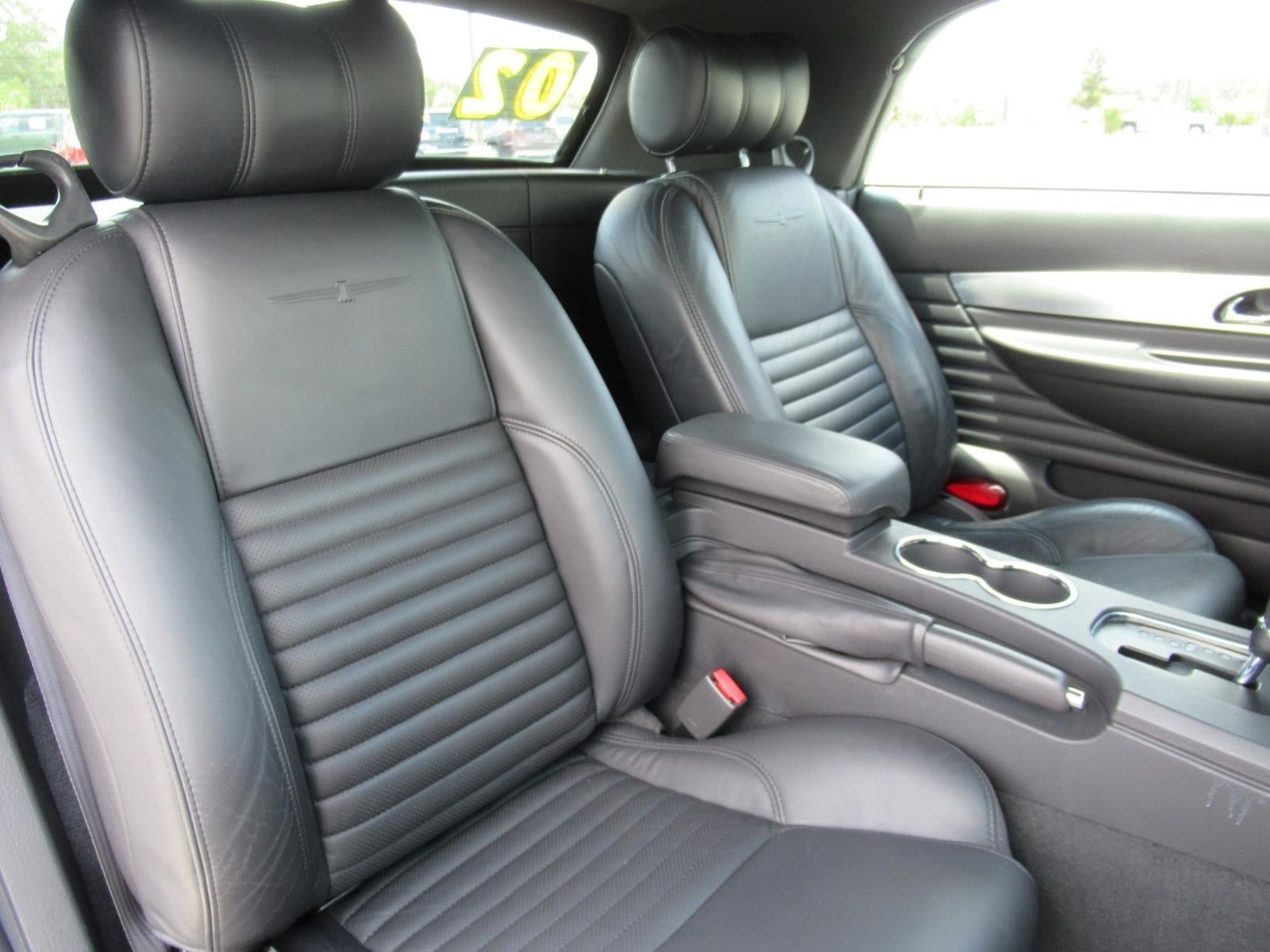 Used 2002 Ford Thunderbird RWD image 9