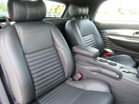Used 2002 Ford Thunderbird RWD image 9