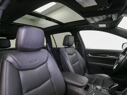 Used 2020 Cadillac XT6 Premium Luxury image 20