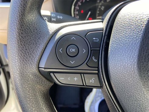 Used 2025 Toyota RAV4 LE image 30