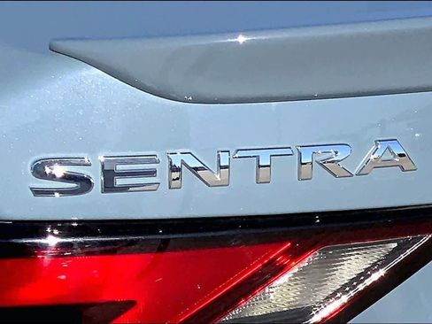 Used 2024 Nissan Sentra SR image 30