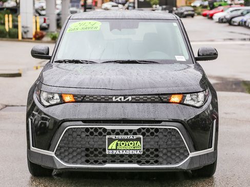 Used 2024 Kia Soul LX w/ Option Group 015 image 2