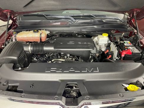 Used 2019 RAM 1500 Big Horn RWD image 9