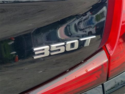 Used 2023 Cadillac XT4 Premium Luxury image 10