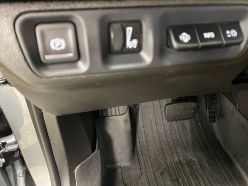 Used 2023 GMC Acadia SLT w/ Elevation Edition AWD/4WD image 38