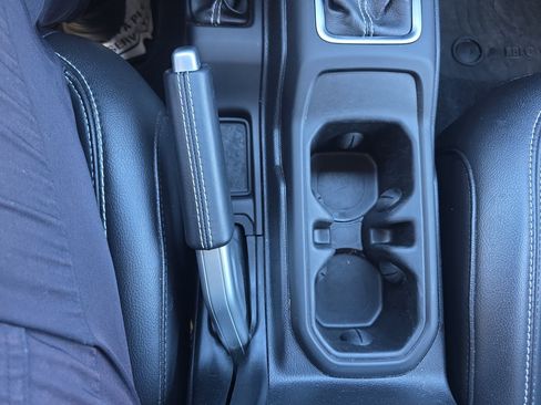 Used 2020 Jeep Wrangler Unlimited Sahara image 41