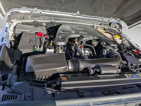 Certified 2021 Jeep Wrangler Unlimited Willys image 20