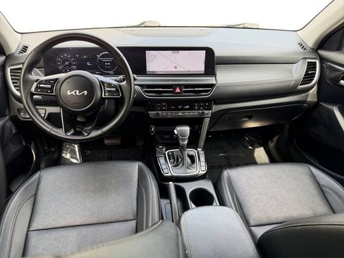 Certified 2024 Kia Seltos EX AWD/4WD image 14