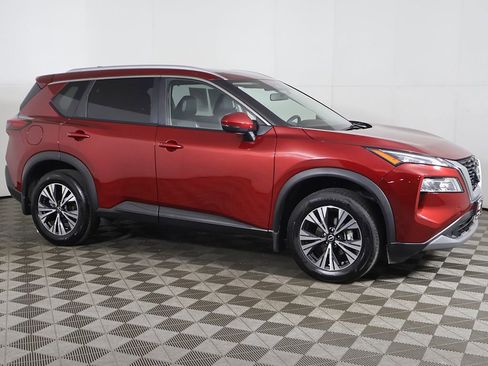 Used 2022 Nissan Rogue SV w/ SV Premium Package AWD/4WD image 14