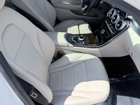 Used 2018 Mercedes-Benz C 300 Sedan image 52