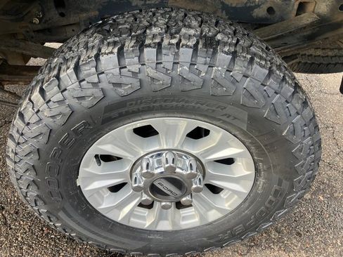 Used 2021 Ford F350 XLT w/ Snow Plow Prep Package image 19