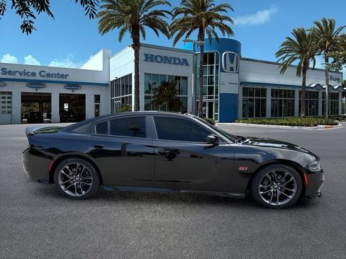 Used 2023 Dodge Charger Scat Pack w/ Plus Group RWD image 10