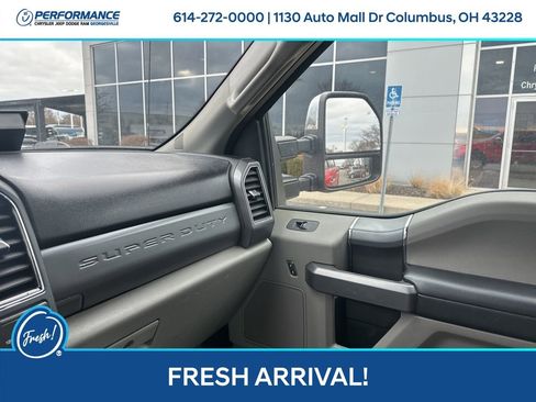 Used 2019 Ford F250 XLT w/ XLT Premium Package image 23