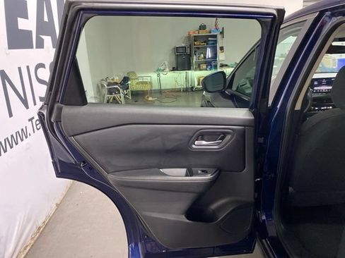 Certified 2024 Nissan Rogue SV AWD/4WD image 23