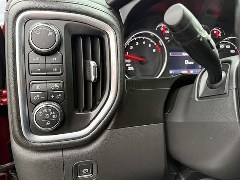 Used 2019 Chevrolet Silverado 1500 LT Trail Boss image 34