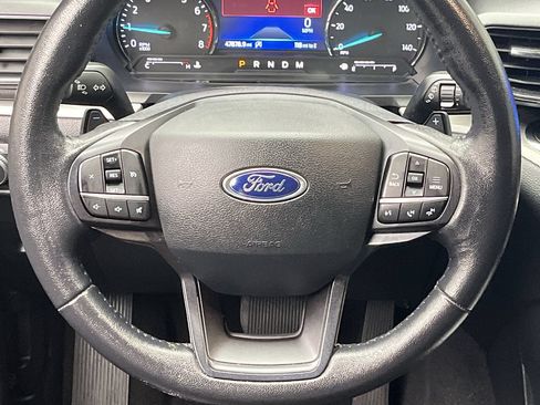 Used 2020 Ford Explorer XLT w/ Equipment Group 202A AWD/4WD image 20