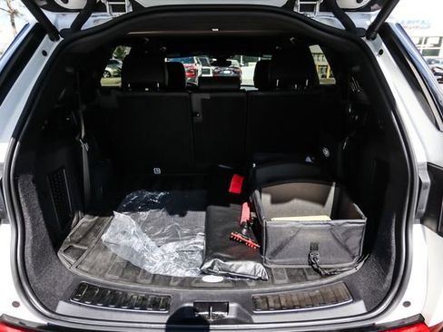 Used 2022 Land Rover Discovery Sport S R-Dynamic image 52