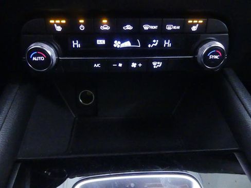 Used 2021 MAZDA CX-5 Touring image 13