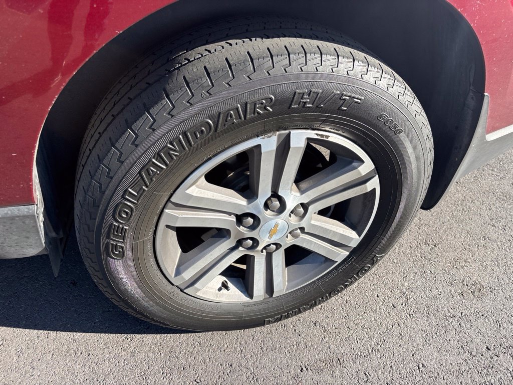 Used 2015 Chevrolet Traverse LT AWD/4WD image 2