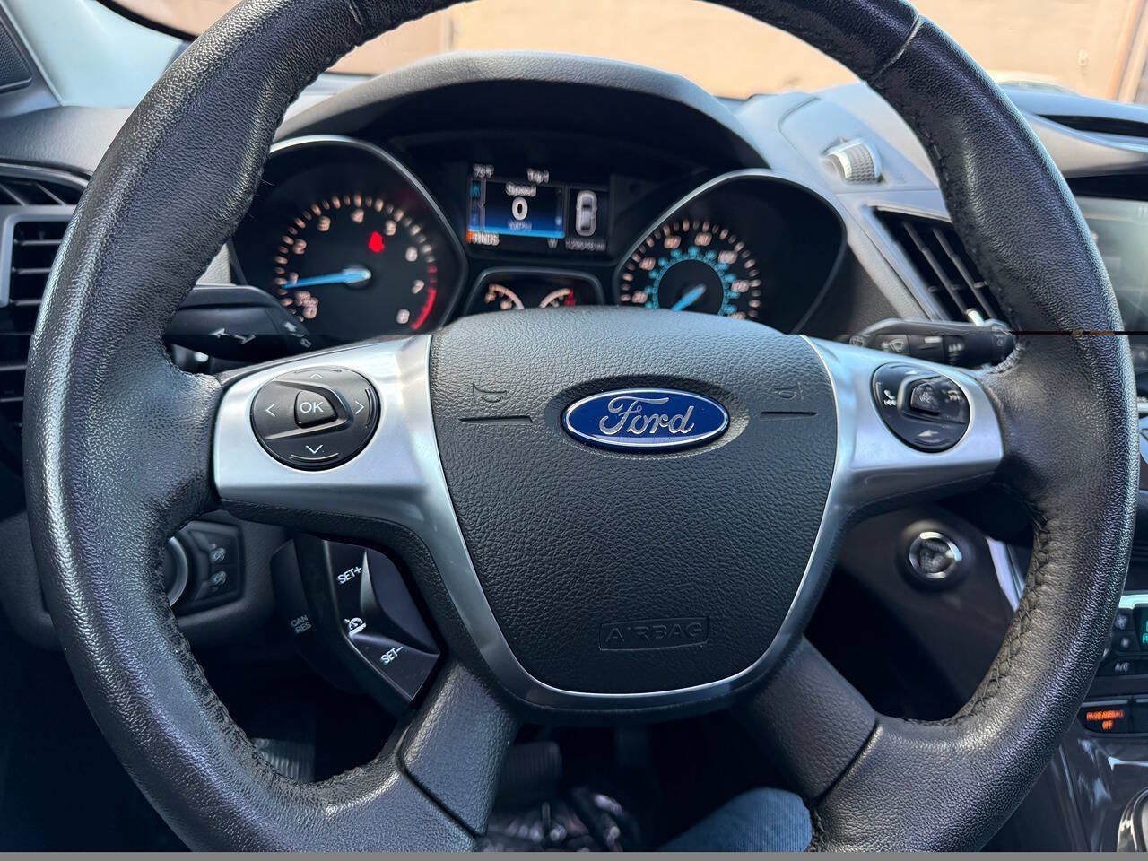 Used 2015 Ford Escape Titanium AWD/4WD image 12