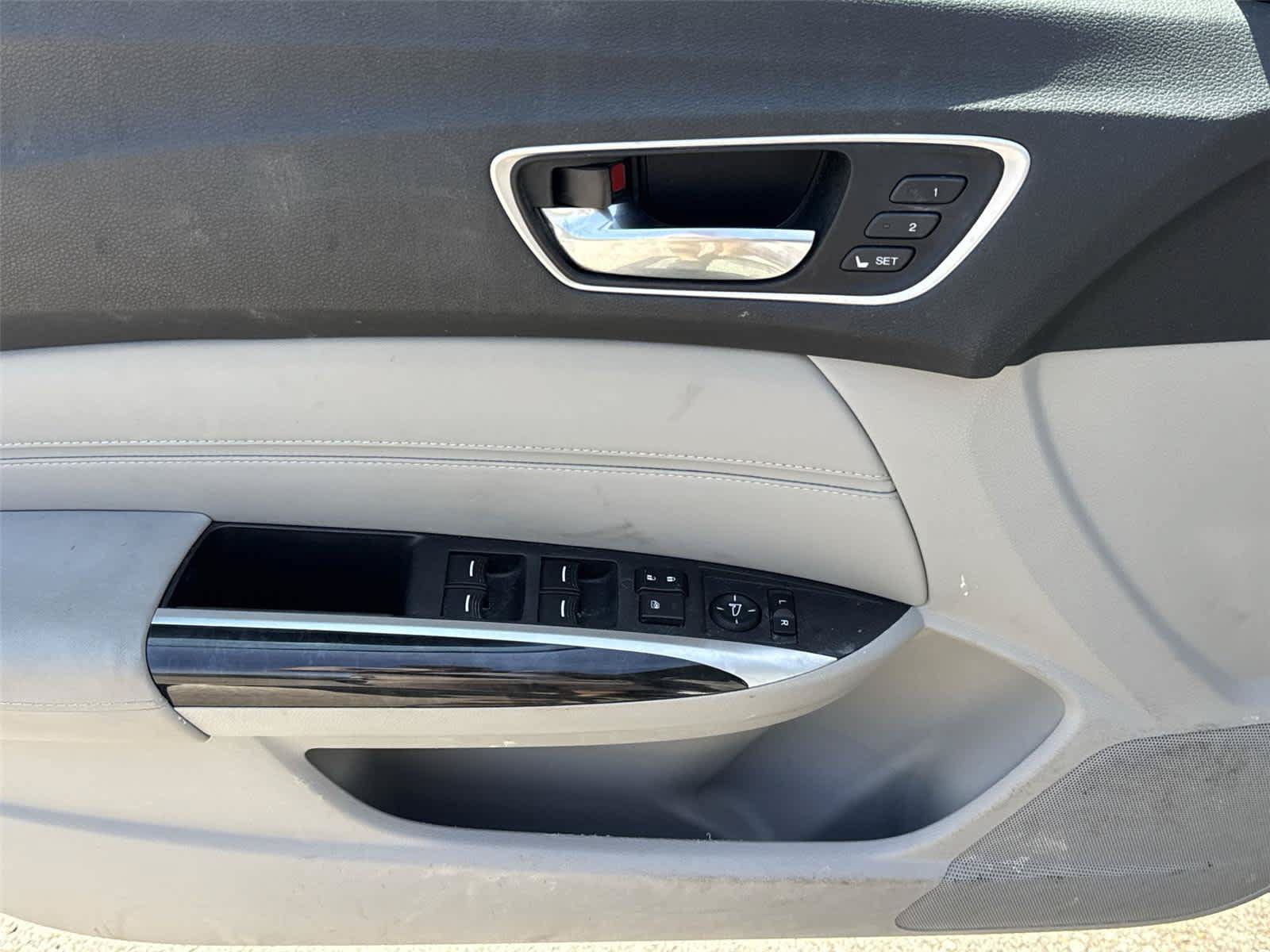 Used 2020 Acura TLX FWD image 30