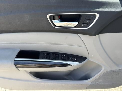 Used 2020 Acura TLX FWD image 30