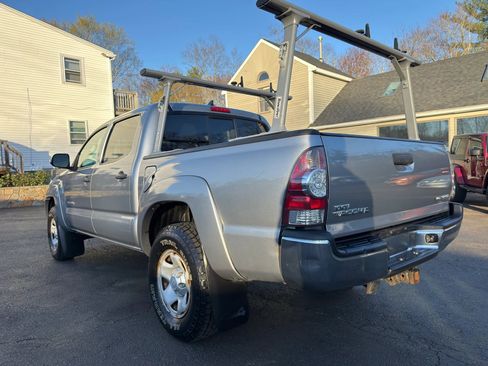 Used 2014 Toyota Tacoma 4x4 Double Cab w/ SR5 Package image 5