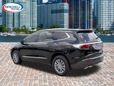 Used 2024 Buick Enclave Essence w/ Technology Package FWD image 7