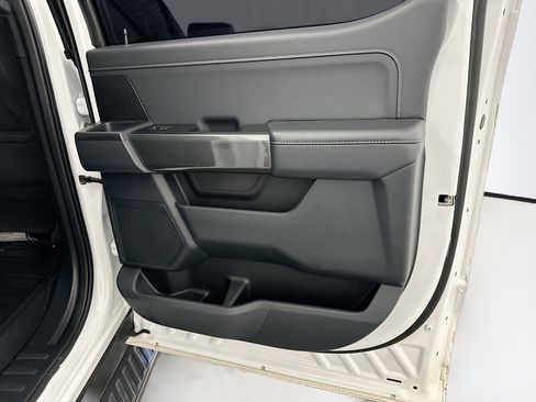 Used 2023 Ford F150 XLT w/ Equipment Group 302A High image 32