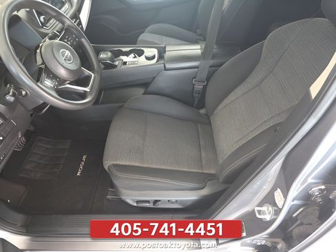 Used 2021 Nissan Rogue SV AWD/4WD image 10
