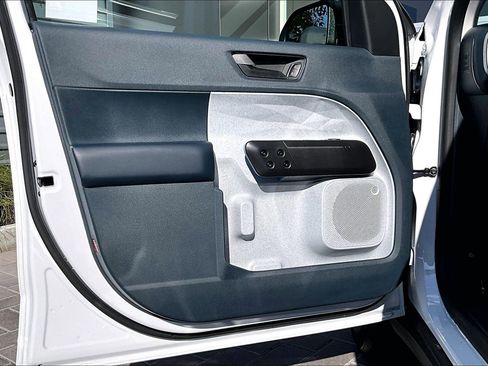 Used 2025 Ford Maverick XLT w/ Equipment Group 302A image 23