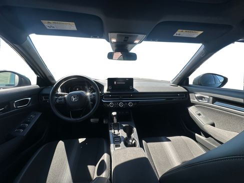 Used 2025 Honda Civic Sport image 12