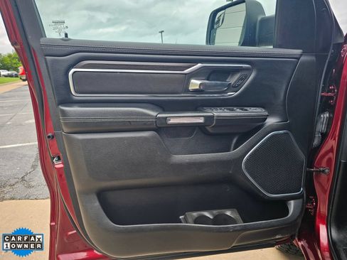 Used 2025 RAM 1500 Laramie AWD/4WD image 12