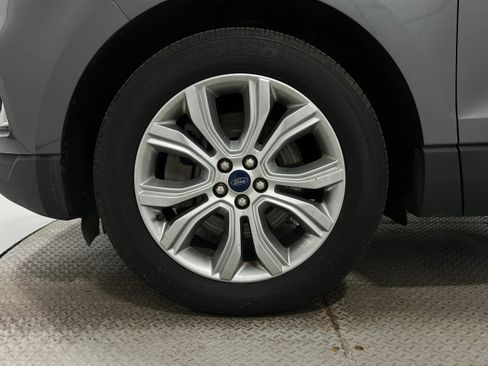 Used 2022 Ford Edge Titanium AWD/4WD image 34