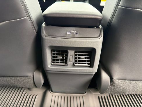 New 2026 Toyota C-HR AWD/4WD image 22