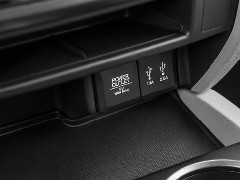 Used 2016 Honda Pilot Touring image 42