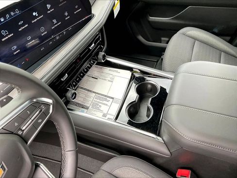 New 2026 Chevrolet Tahoe LS w/ LS Custom Edition AWD/4WD image 14