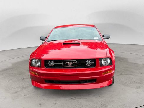 Used 2008 Ford Mustang Premium RWD image 2