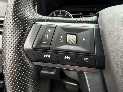 Used 2024 Mitsubishi Outlander SE image 18