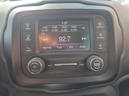 Used 2018 Jeep Renegade Sport w/ Power & Air Group image 15