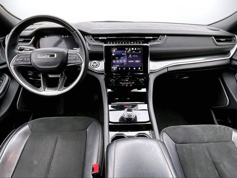 Used 2021 Jeep Grand Cherokee L Laredo image 14