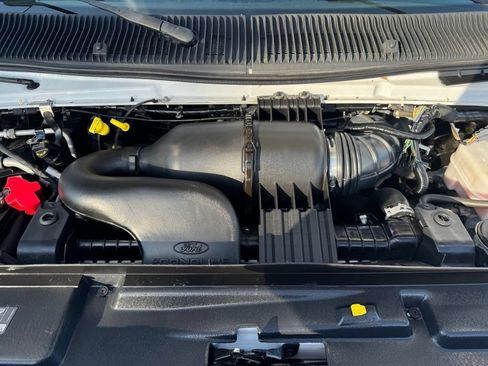 Used 2019 Ford E-350 and Econoline 350 Super Duty w/ Power Windows & Locks Group RWD image 31