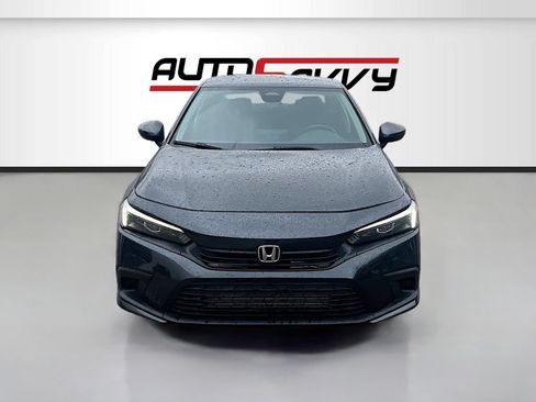 Used 2022 Honda Civic EX image 2