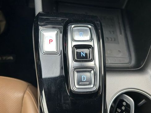 Used 2020 Hyundai Sonata Limited image 16