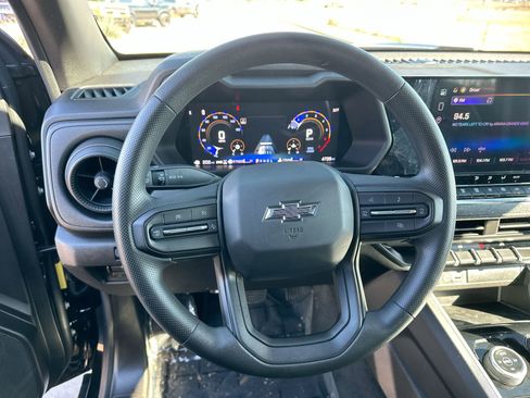 Used 2026 Chevrolet Colorado Trail Boss image 14