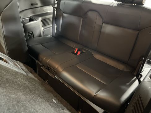 Used 2024 Mitsubishi Outlander SE image 12