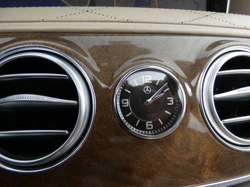 Used 2014 Mercedes-Benz S 550 Sedan image 70