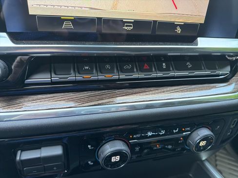 New 2026 Chevrolet Silverado 1500 RST AWD/4WD image 19