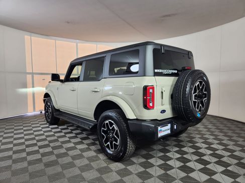 New 2025 Ford Bronco Outer Banks image 5